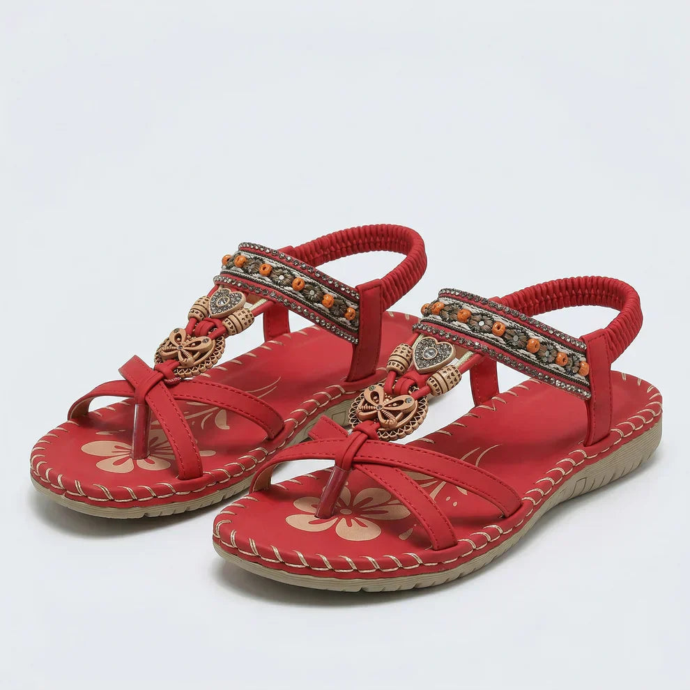 Sandalias estilo ibicenco que combinan confort y elegancia