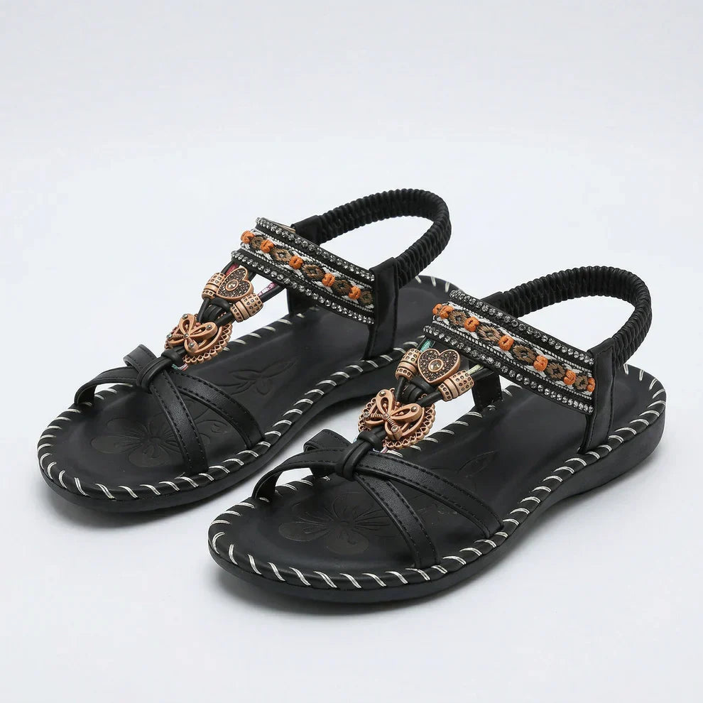 Sandalias estilo ibicenco que combinan confort y elegancia