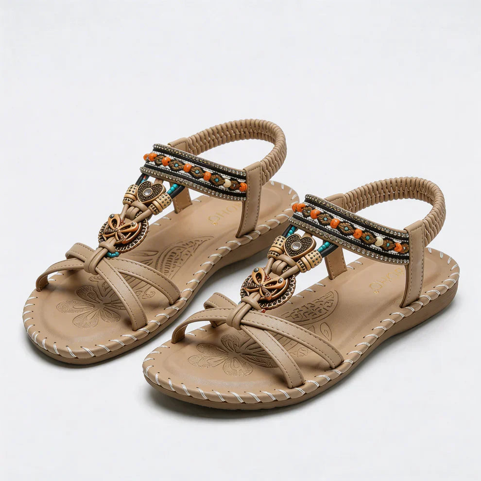 Sandalias estilo ibicenco que combinan confort y elegancia