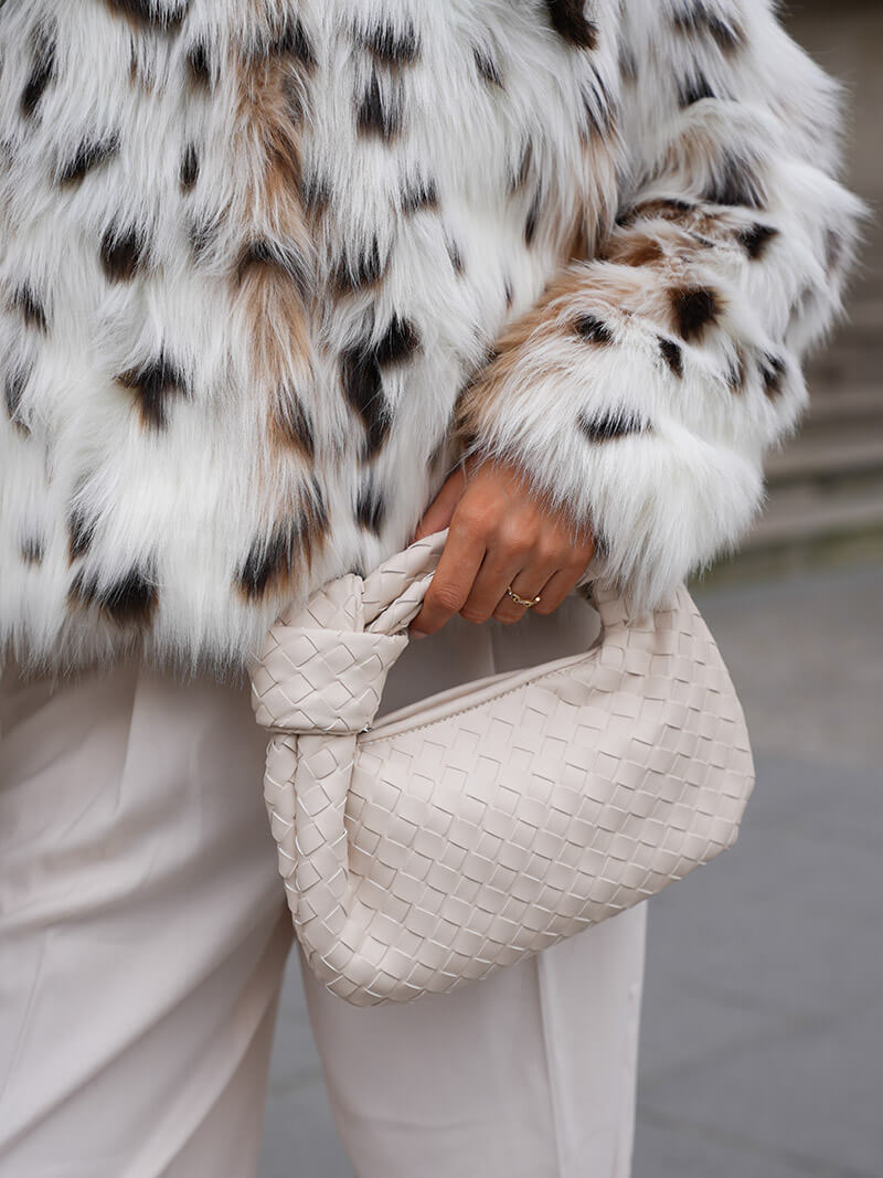 Alina | Mini Bolso de Hombro Tejido